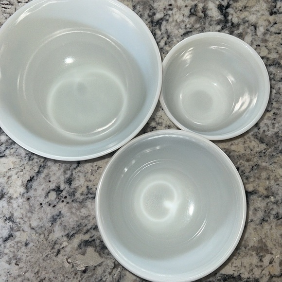Vintage Pyrex Homestead Mixing Bowls 3 Pieces 401, 402, 403 - 750ml, 1.5L, 2.5L - Picture 10 of 14